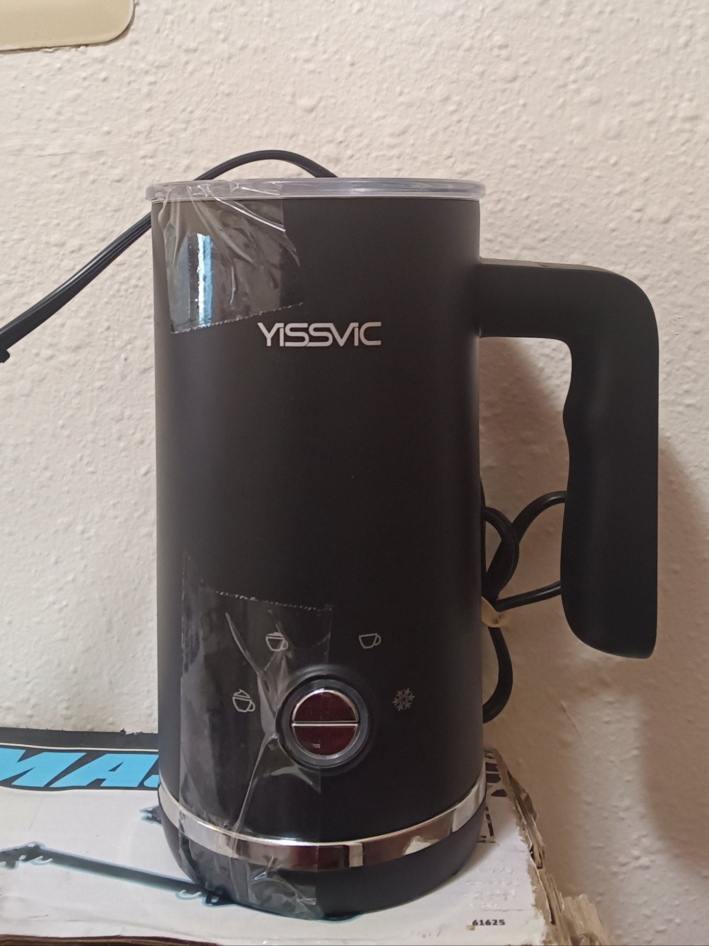 Electric tea maker , water heater