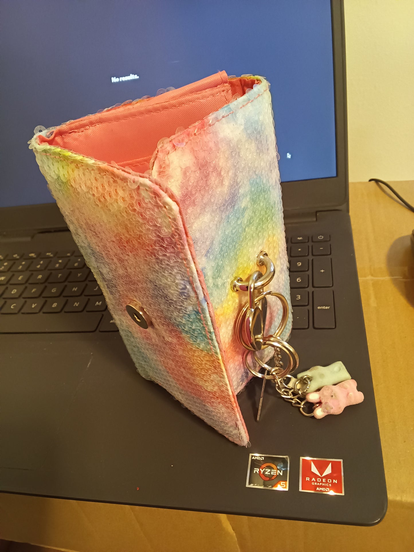 wallet , woman