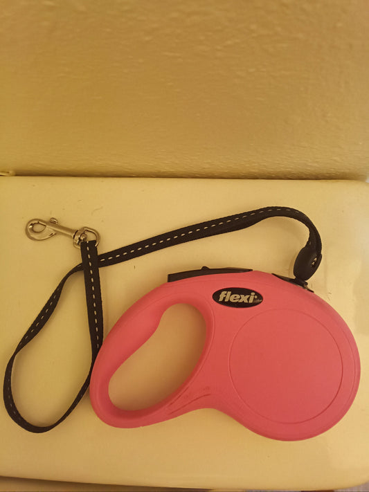 Flexi dog leash